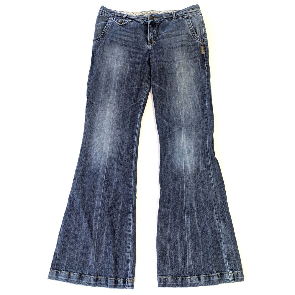 Silver Jeans Blanca Flare Leg Medium Wash Low Rise Denim 30/33 L9320SCM225